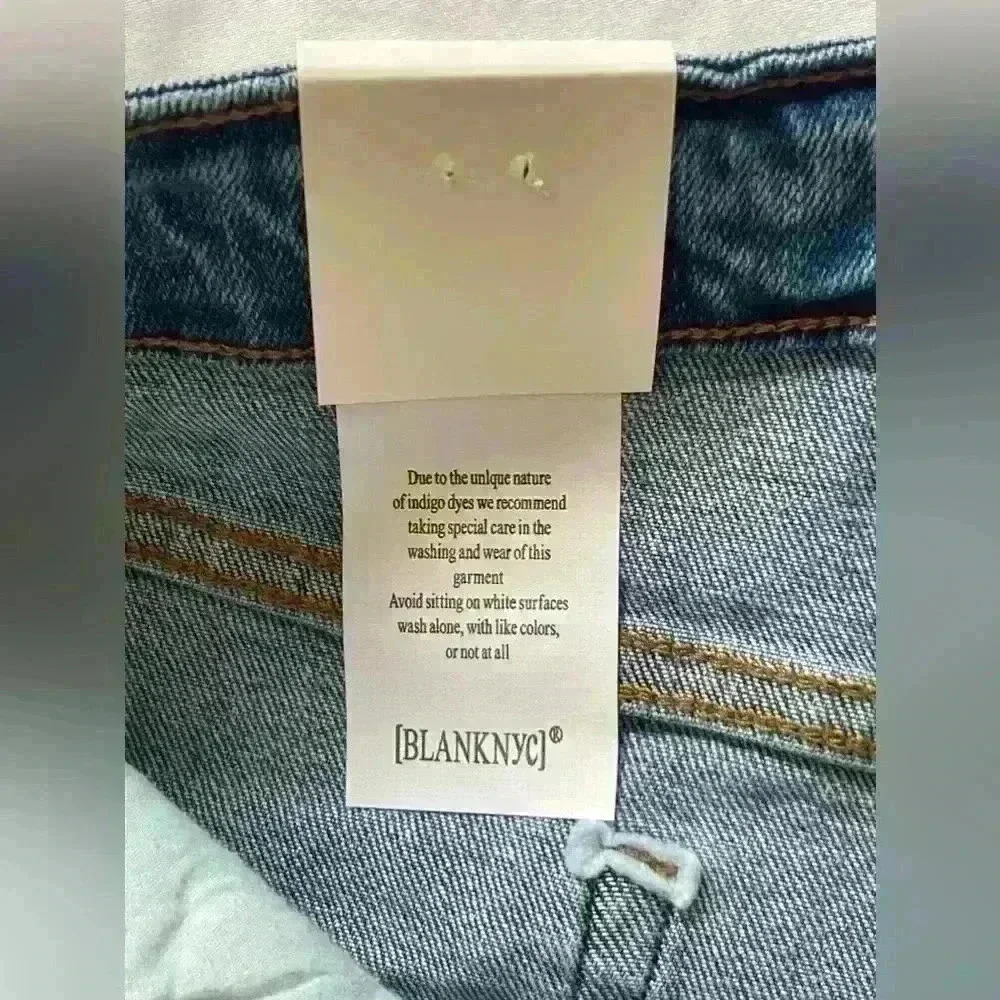 Blank NYC The Reeve High-Rise Ribcage Distressed Jean Short Women's 25 NWT - Picture 6 of 14